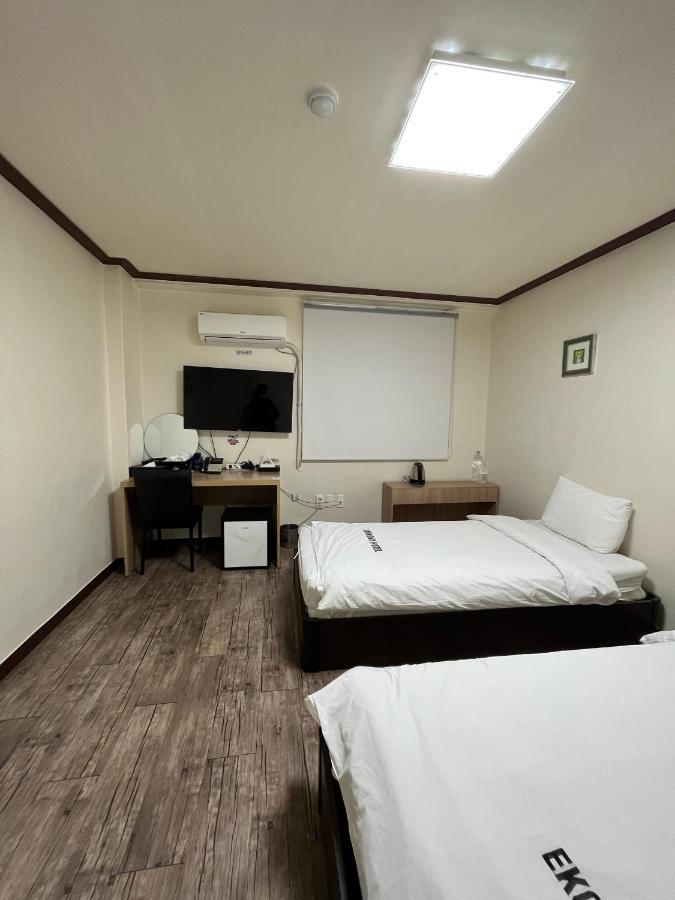 Ekonomy Hotel Mokpo Extérieur photo